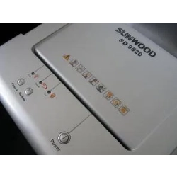 Niszczarka TARNATOR C7 / SD 9520, olej 100 ml, CD, DVD, DIN5