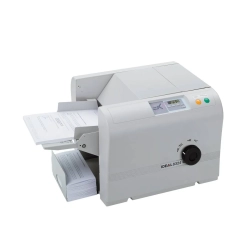 Falcerka Ideal 8324 automat składający kartki papieru.